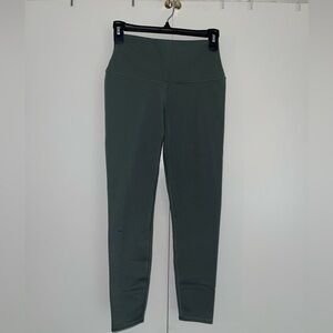 Alo Yoga 7/8 High-Waist Airbrush Legging green